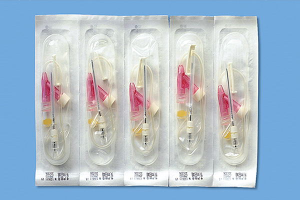 七層(céng)共擠高阻隔流(liú)延易揭膜