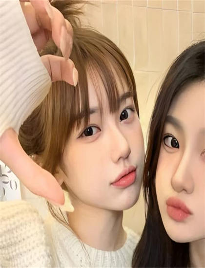 表演艺术解析：《穿越七零知青有妙招》的微距拍摄的细节表现与视觉冲击 理解表演与导演的配合